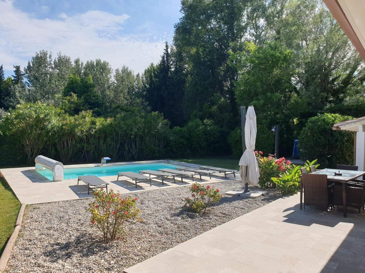 La Villa Provencale Sarrians Exterior photo